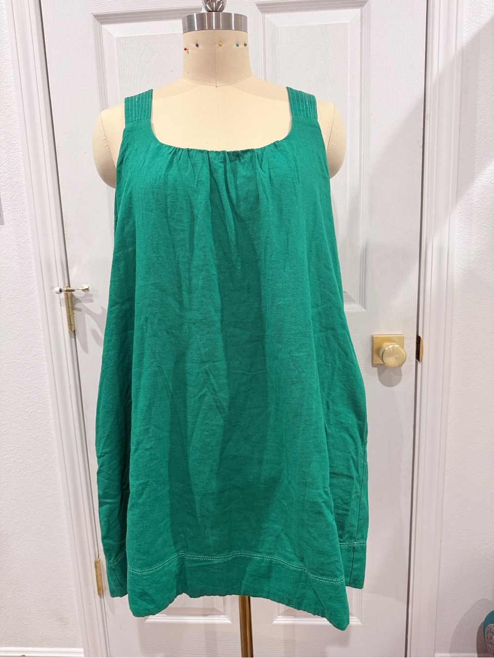BNWOT For Cynthia Bright Emerald Green Mini Dress with Pockets - XL